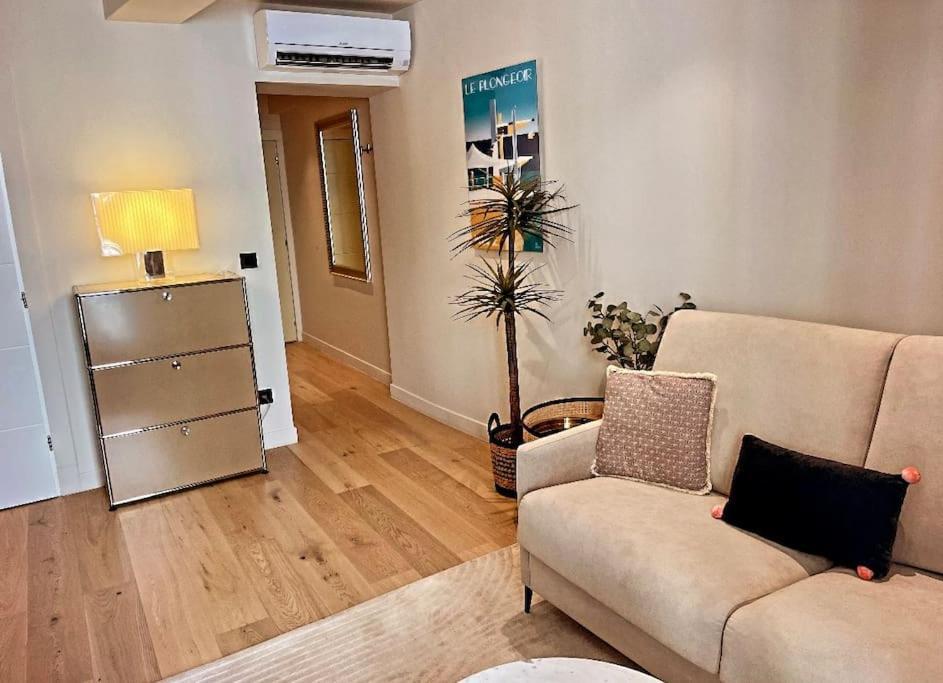 Massena Street, 2 Rooms Balcony Nice Exterior photo