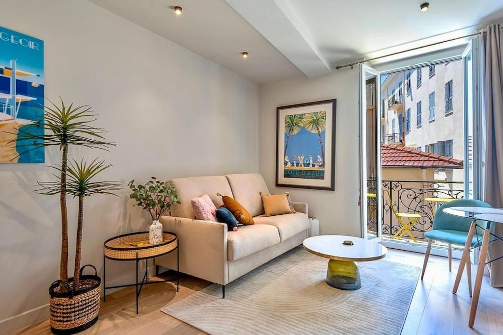 Massena Street, 2 Rooms Balcony Nice Exterior photo